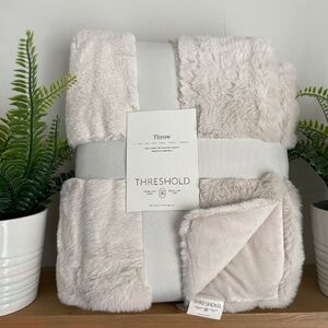 Threshold Faux Fur Plush Throw Blanket